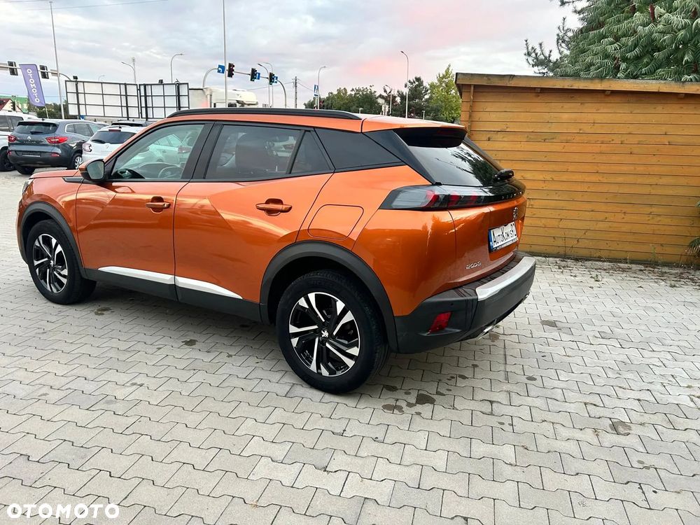 Peugeot 2008 1.2 Pure Tech GPF Active S&S - 11