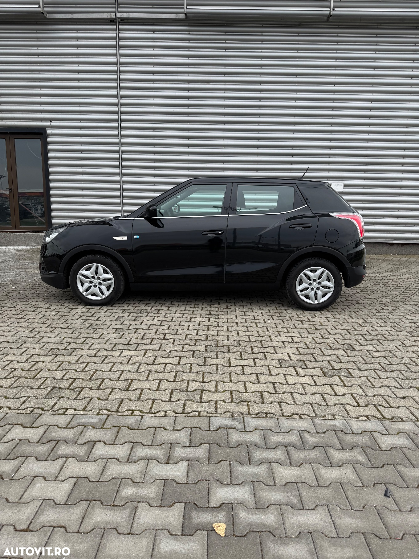 SsangYong Tivoli - 10