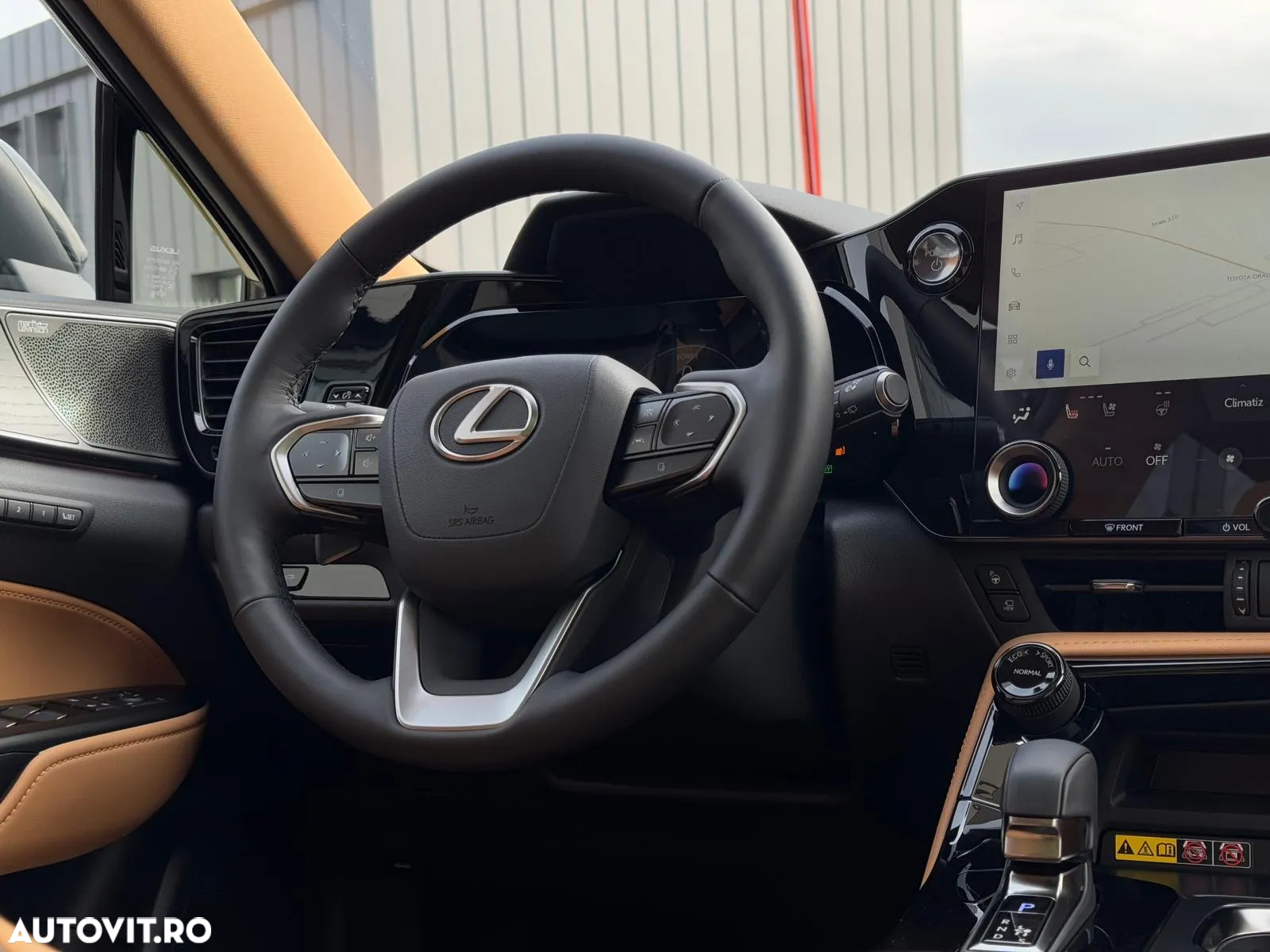 Lexus Seria NX 350h AWD CVT HEV Luxury - 17