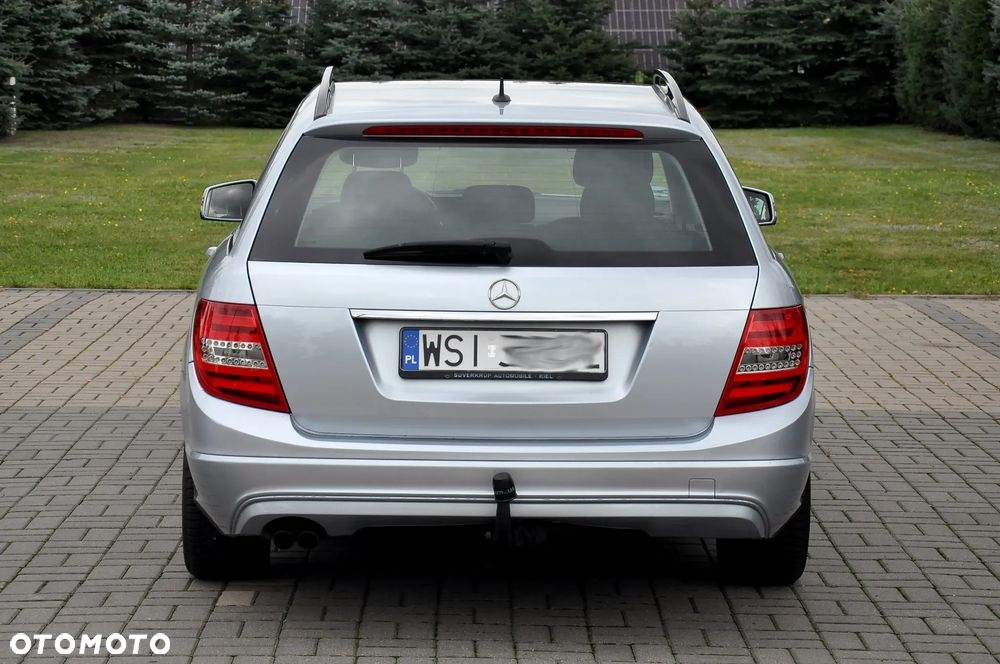 Mercedes-Benz Klasa C 200 CDI DPF (BlueEFFICIENCY) - 16