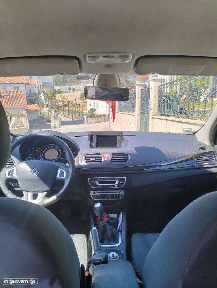 Renault Mégane dCi 110 FAP EDC Dynamique - 9