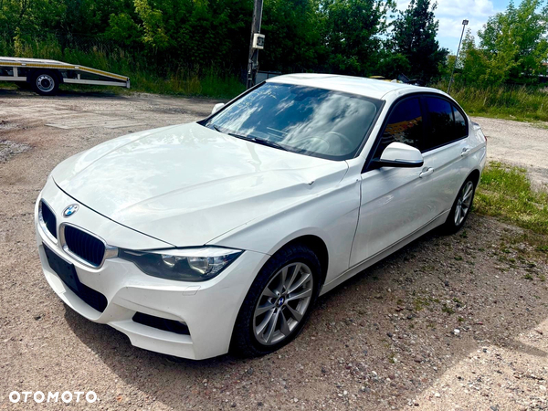BMW Seria 3 320i xDrive