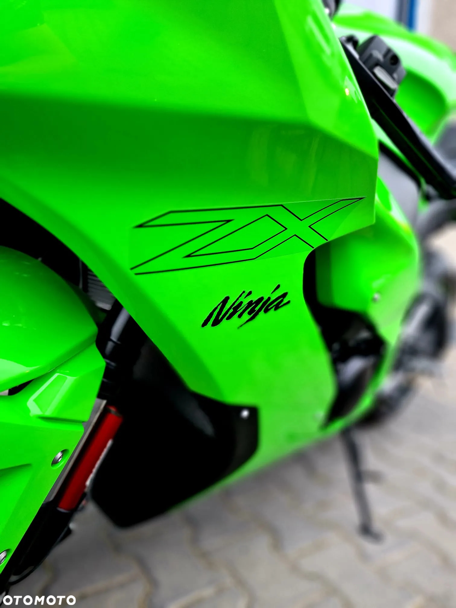 Kawasaki ZX - 12
