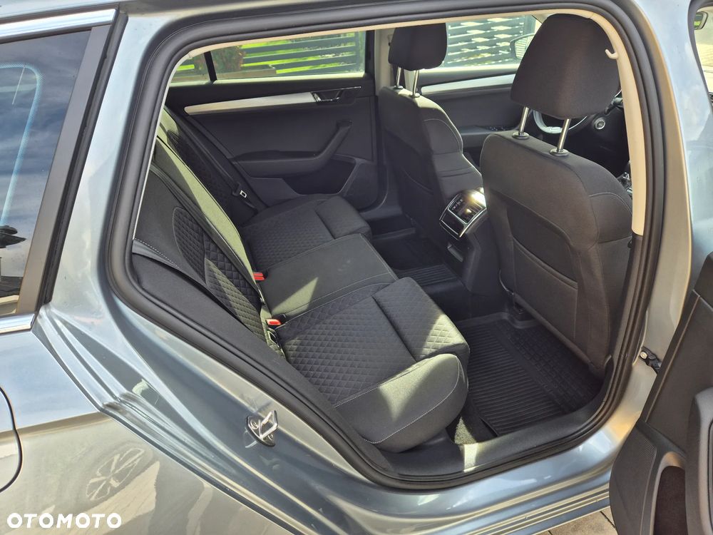 Skoda Superb 2.0 TSI Ambition DSG - 20