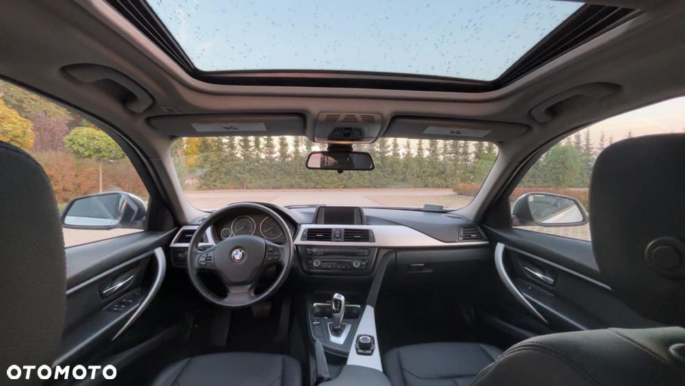 BMW Seria 3 320i - 6