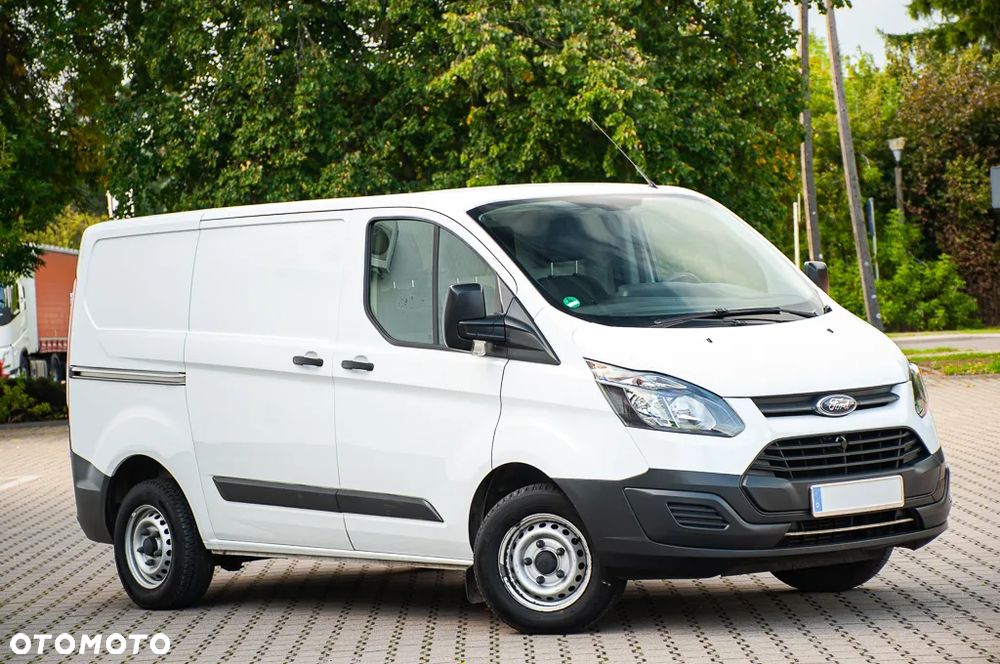 Ford Transit Custom - 19