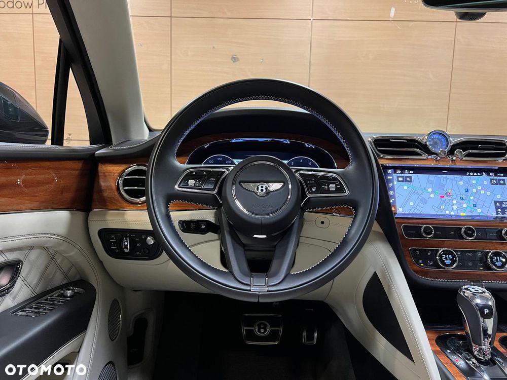 Bentley Bentayga - 27