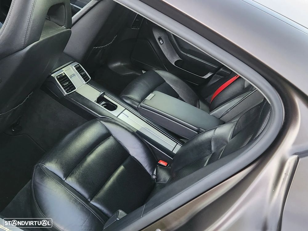Porsche Panamera Platinum Edition - 15