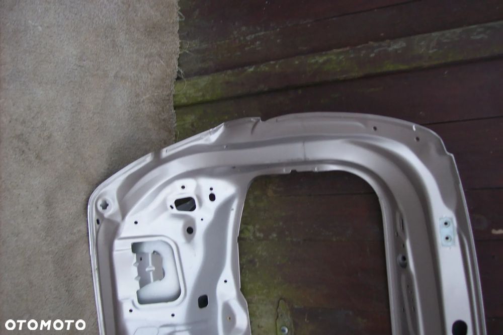 tylna klapa ford fiesta mk8 - 7