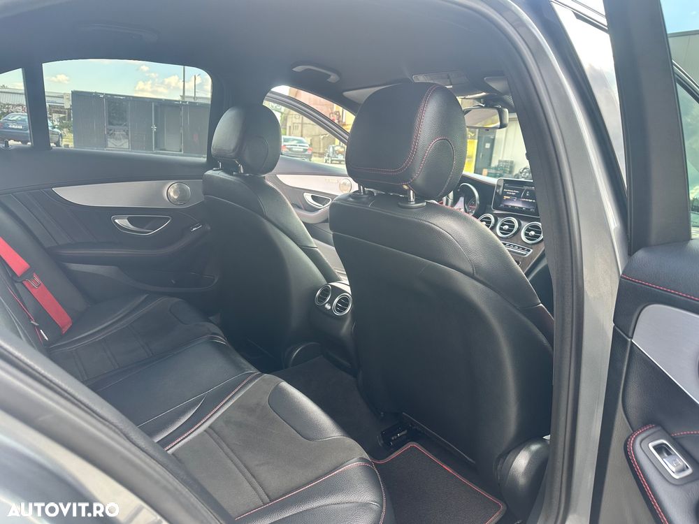 Mercedes-Benz C 43 AMG - 11