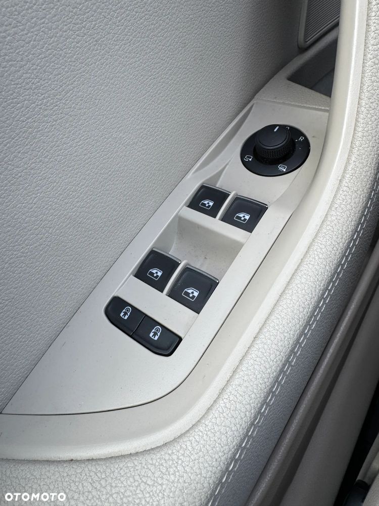 Skoda Superb 2.0 TSI 4x4 L&K DSG - 27