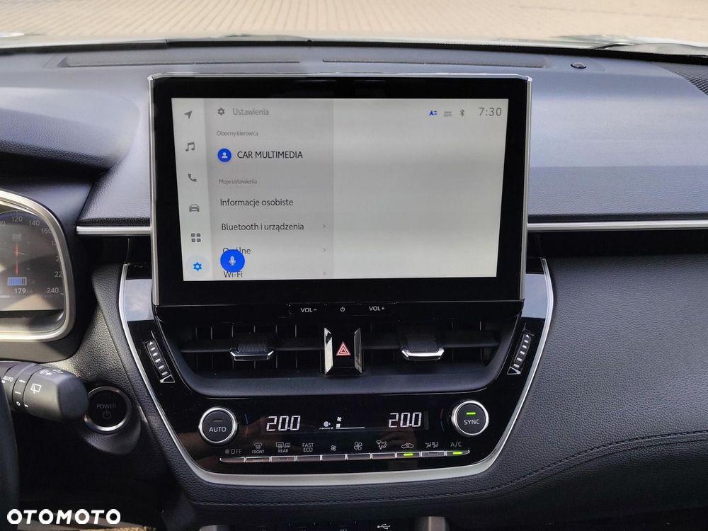 Toyota Corolla Cross - 20