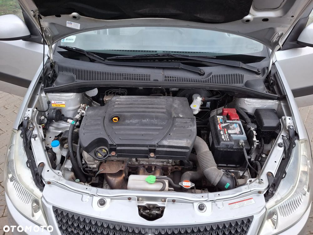 Suzuki SX4 1.6 Premium 4WD - 18