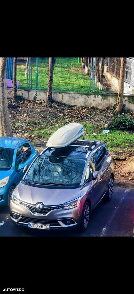 Renault Grand Scenic - 2