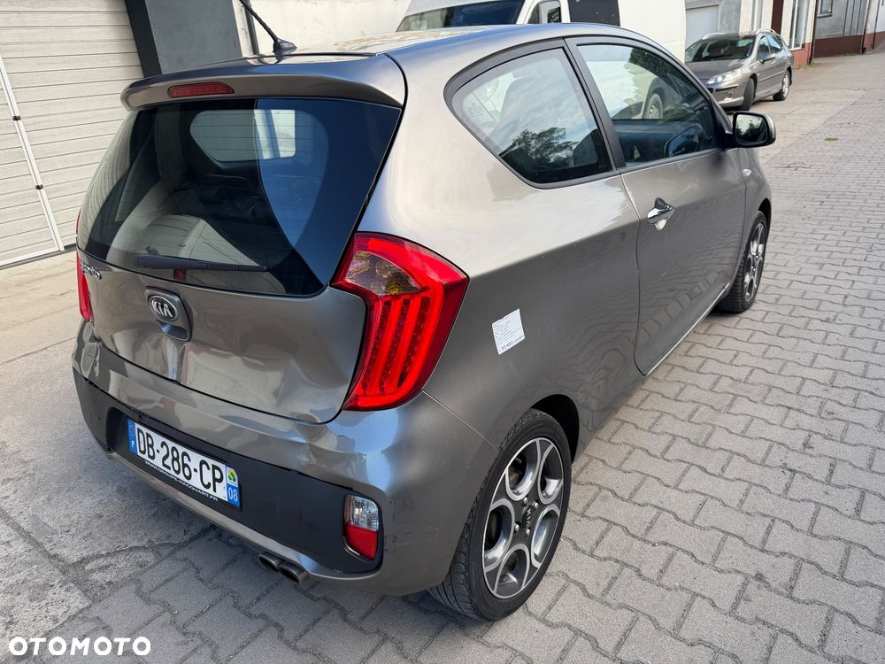 Kia Picanto - 22