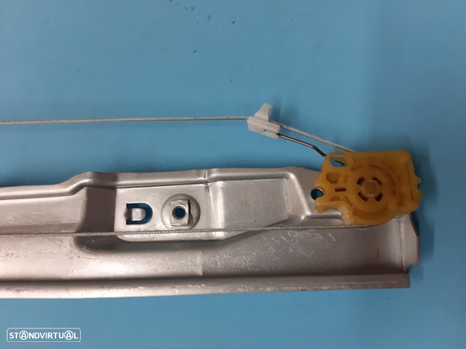 Elevador levanta vidros Peugeot 308 (2008-2014) NOVO - 3