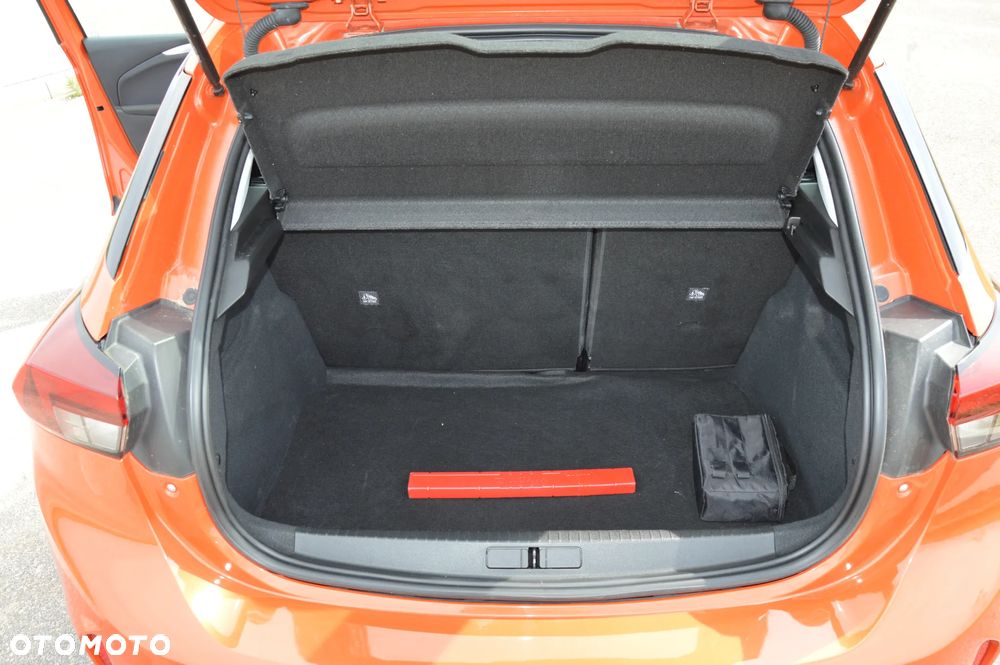 Opel Corsa 1.2 Business S&S - 18