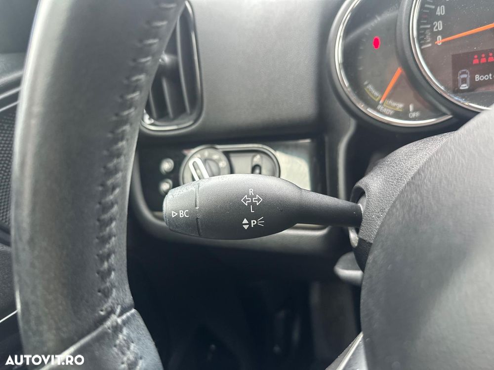 Mini Countryman Cooper S E ALL4 AT - 14