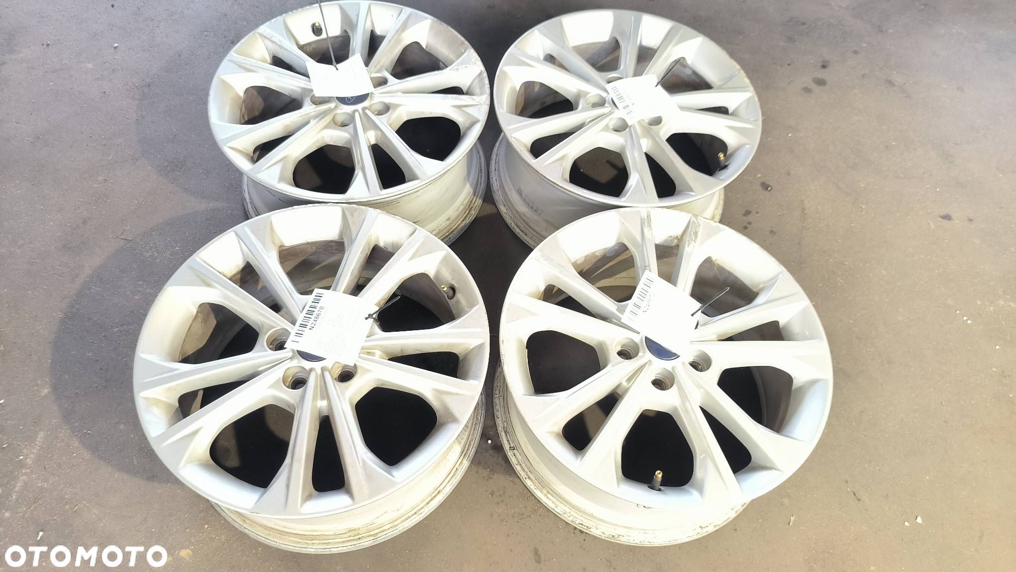 FELGA ALUMINIOWA 17 FORD KUGA MK2 - 1