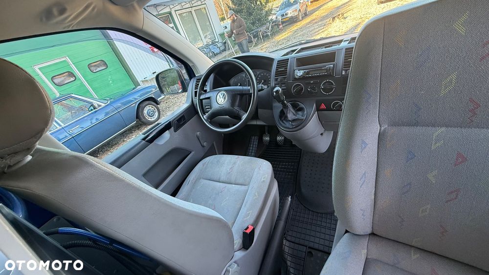 Volkswagen Transporter Caravelle Kurz (5.Si.) - 22