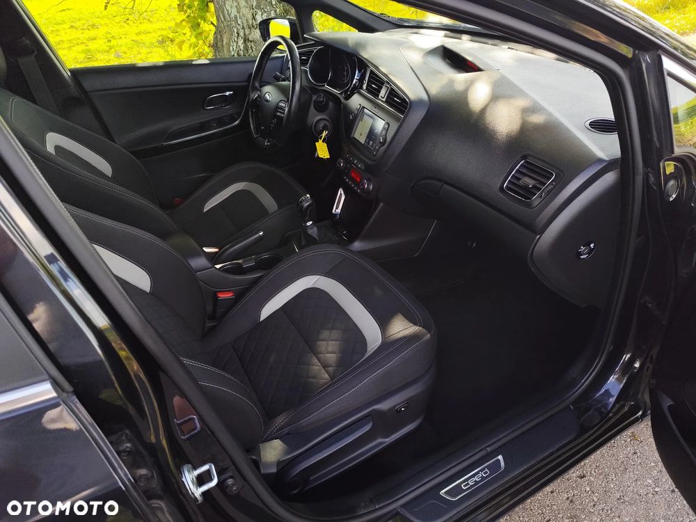Kia Ceed 1.6 CRDi 136 ISG GT Line - 7