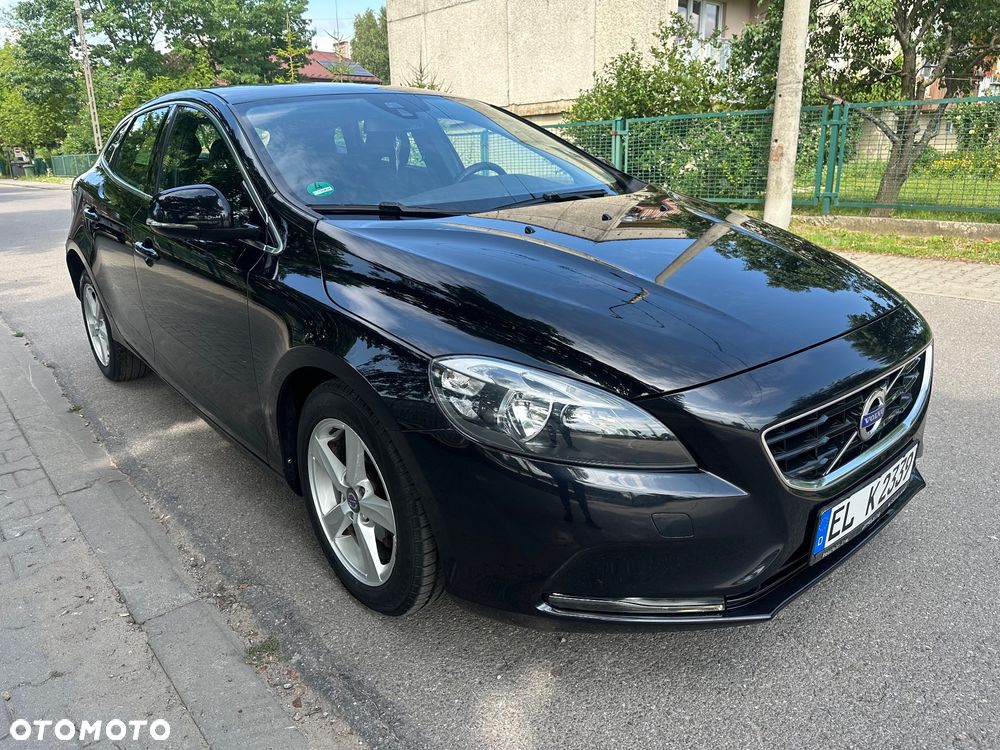 Volvo V40 D2 Momentum - 24
