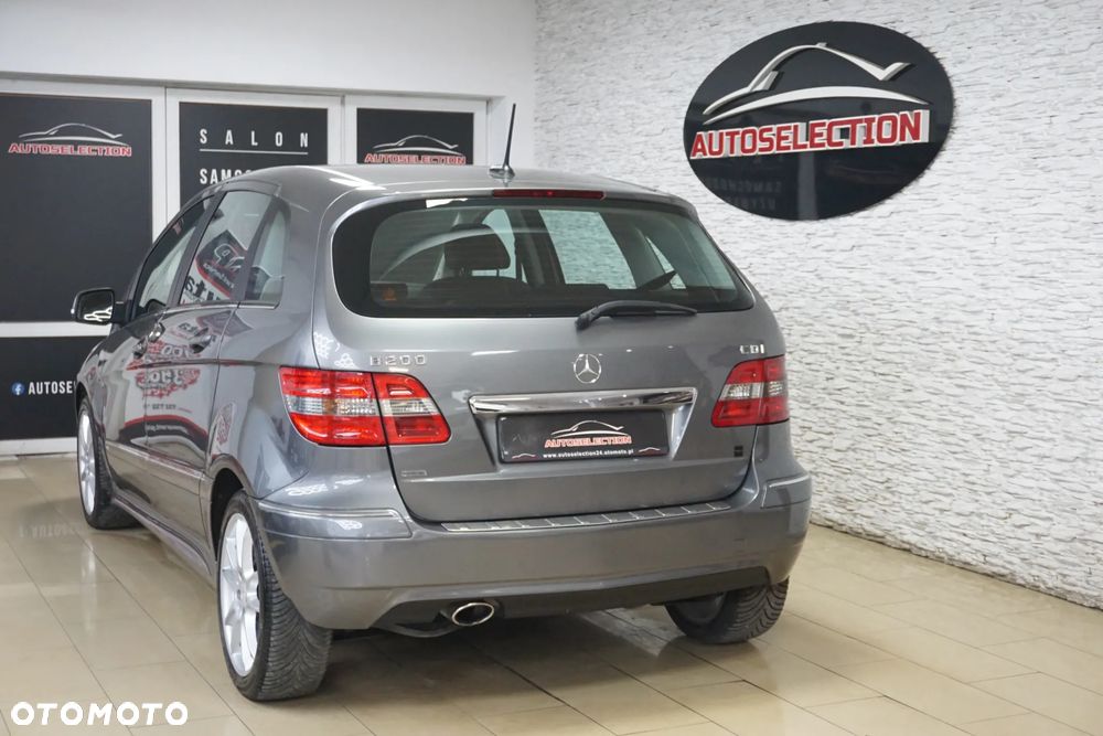 Mercedes-Benz Klasa B 200 CDI DPF Autotronic SPORT EDITION - 4