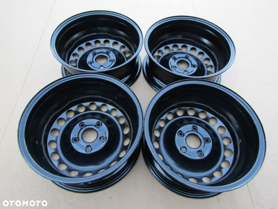4x Felgi 15 VW Caddy Golf V Jetta Passat B5 Seat Altea 6j 5x112 ET47 - 13