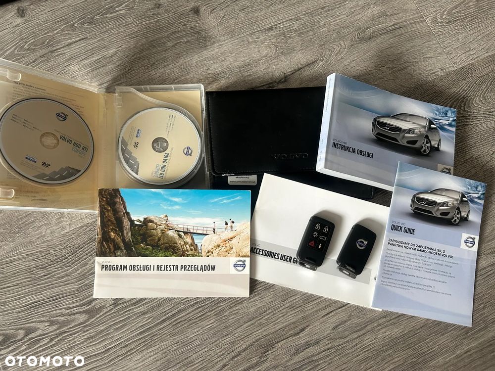Volvo V60 D5 Summum - 38
