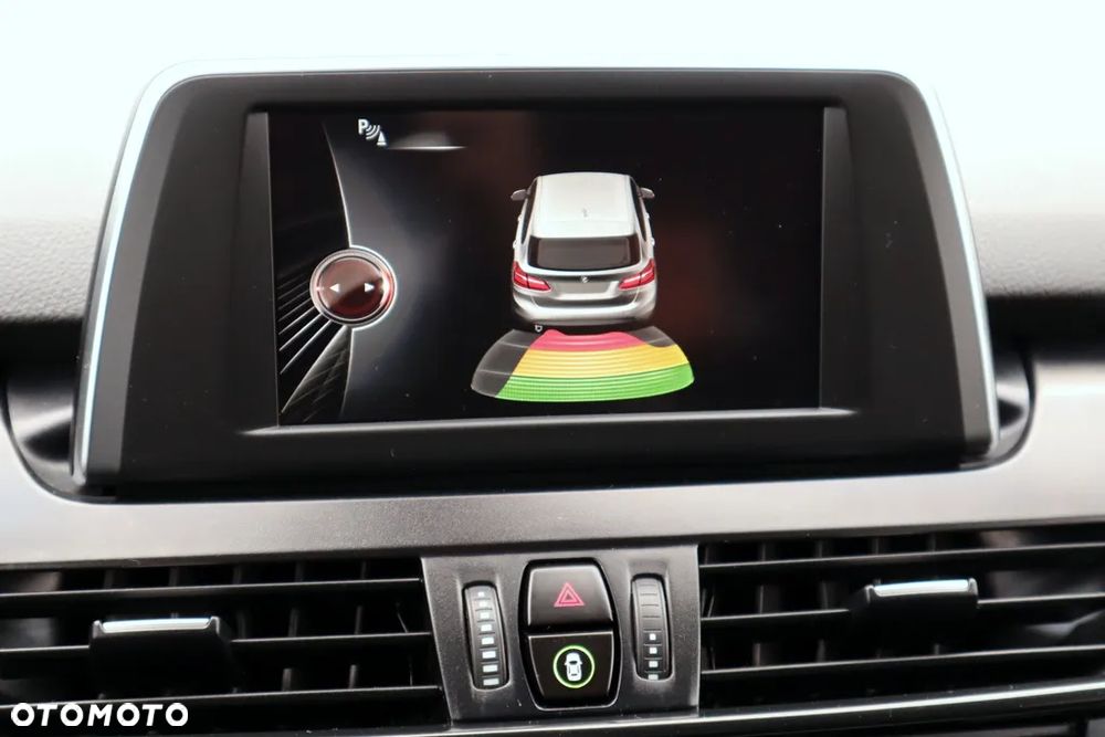 BMW Seria 2 218d Active Tourer - 22