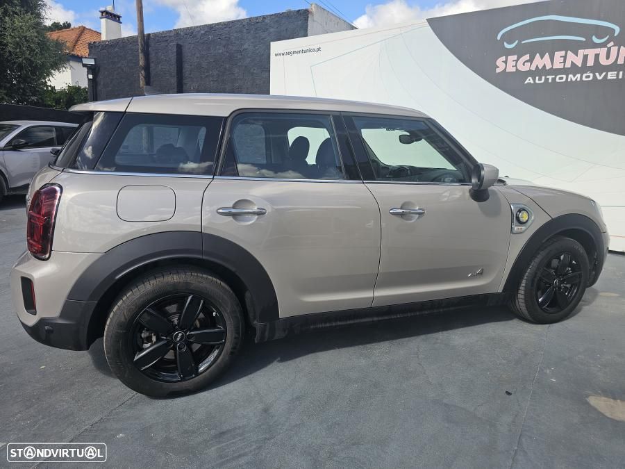 MINI Countryman Cooper SE All4 Aut. Essential - 18