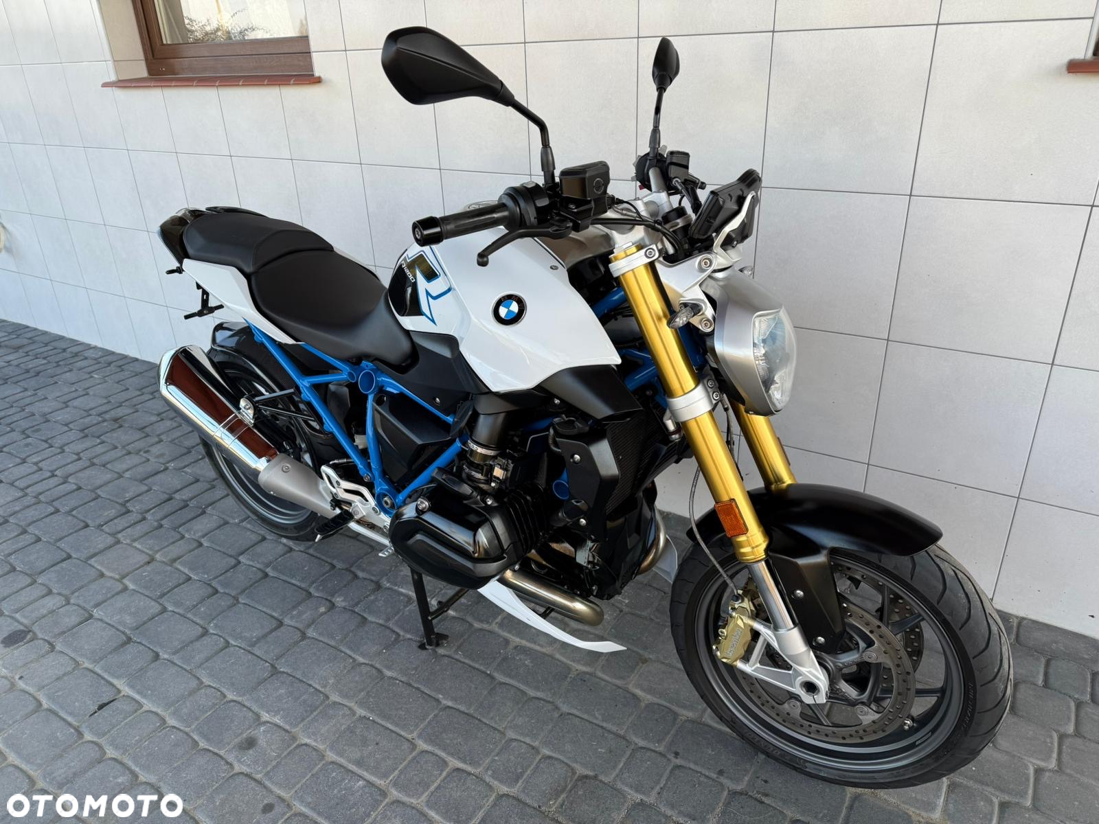 BMW R - 2