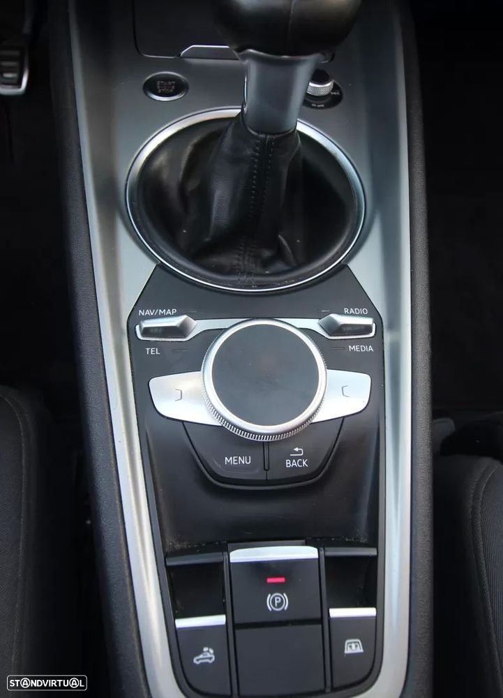 Audi TT Roadster 2.0 TDI ultra - 29