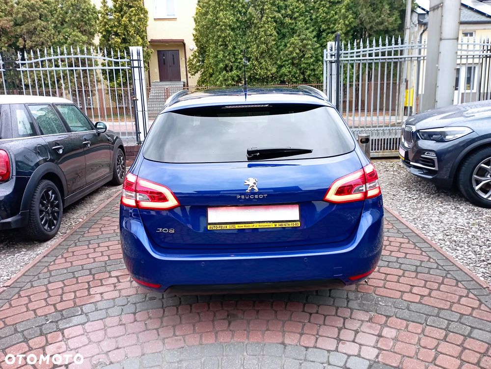 Peugeot 308 1.2 PureTech Allure S&S EAT6 - 5