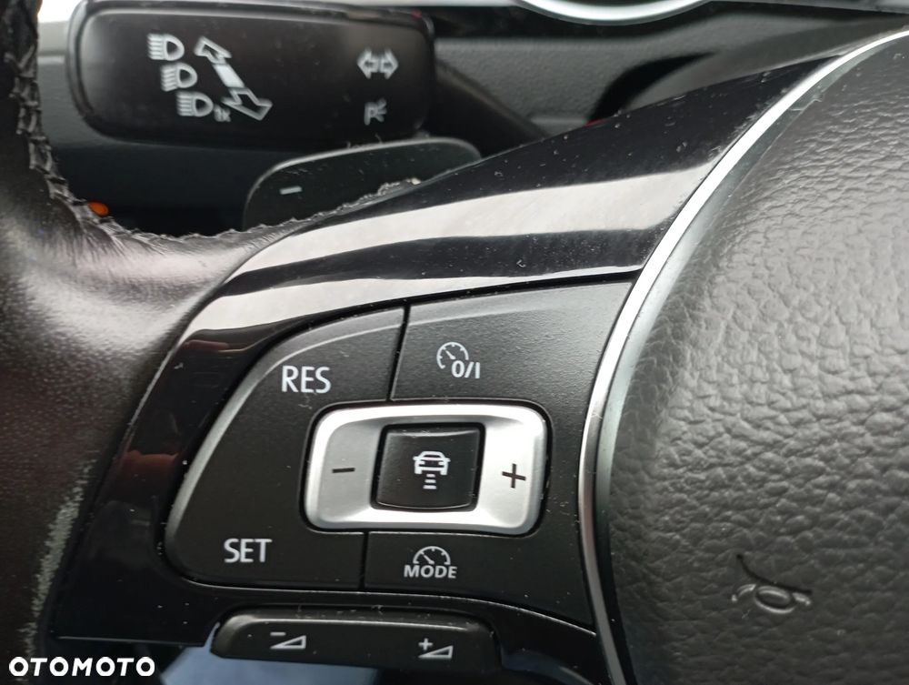 Volkswagen Passat Variant 2.0 TDI BMT SCR Trendline DSG7 - 19