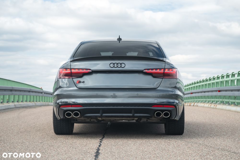 Audi S4 Limousine - 14