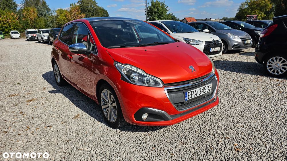 Peugeot 208 1.2 PureTech Allure S&S EAT6 - 7