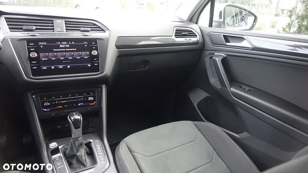 Volkswagen Tiguan - 32
