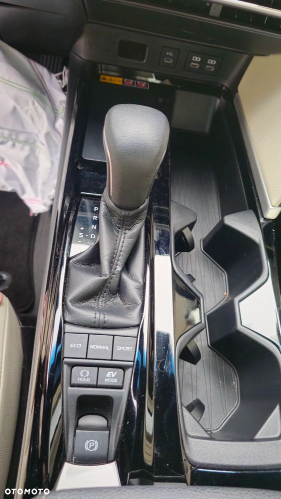 Toyota Camry 2.5 Hybrid Dynamic Force Prestige e-CVT - 15