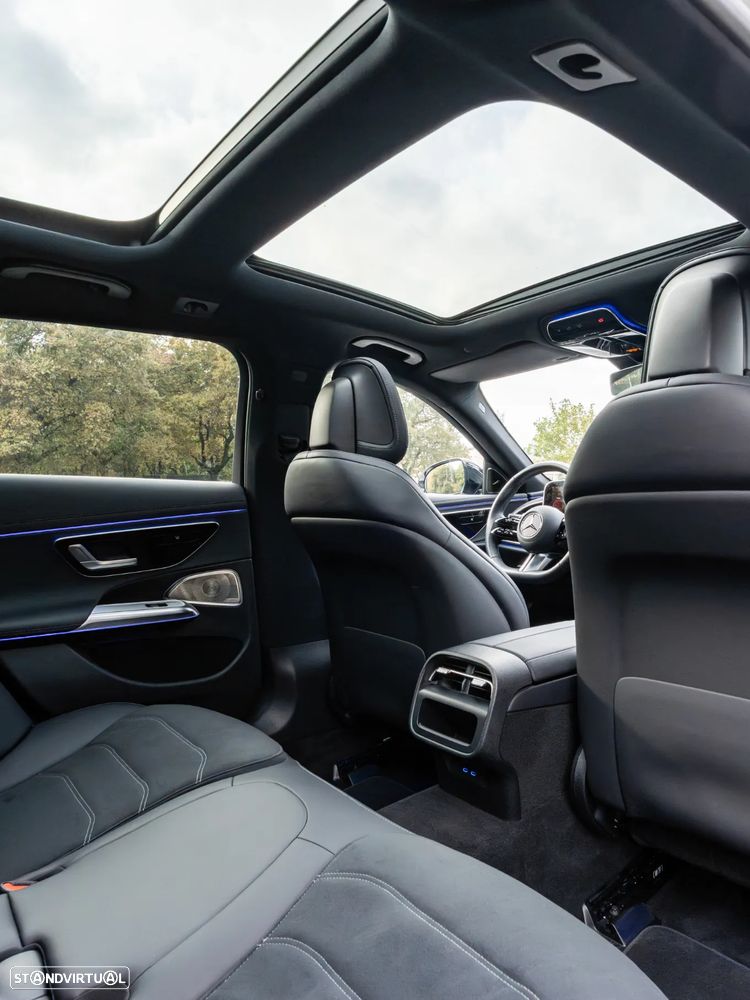 Mercedes-Benz E 300 - 23