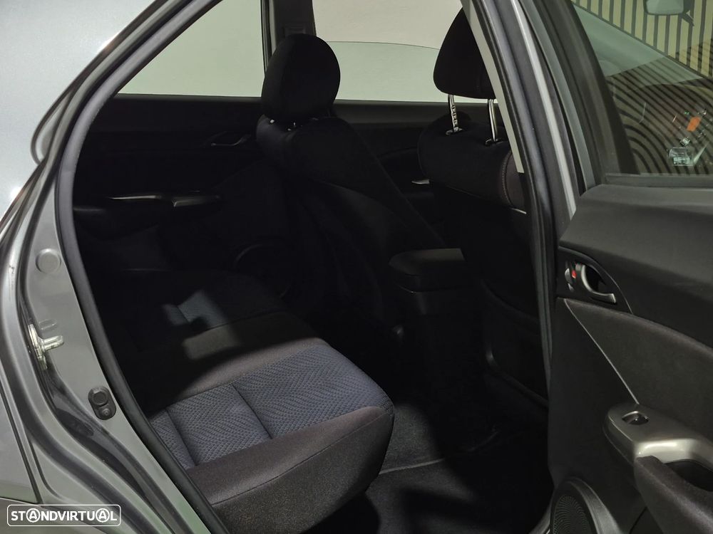 Honda Civic 1.8 Elegance - 15