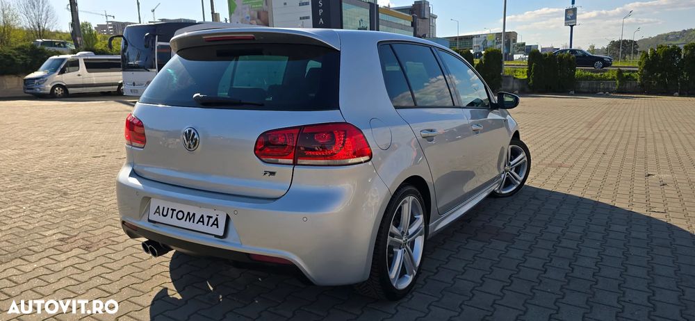 Volkswagen Golf - 5
