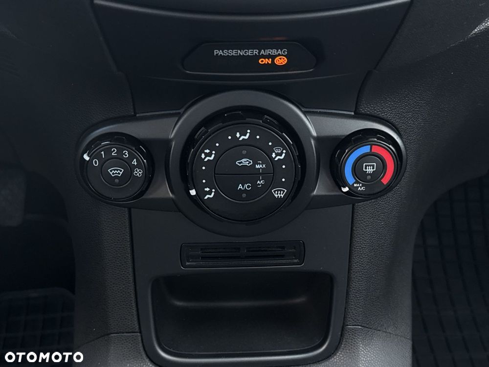 Ford Fiesta 1.0 Trend EU6 - 15