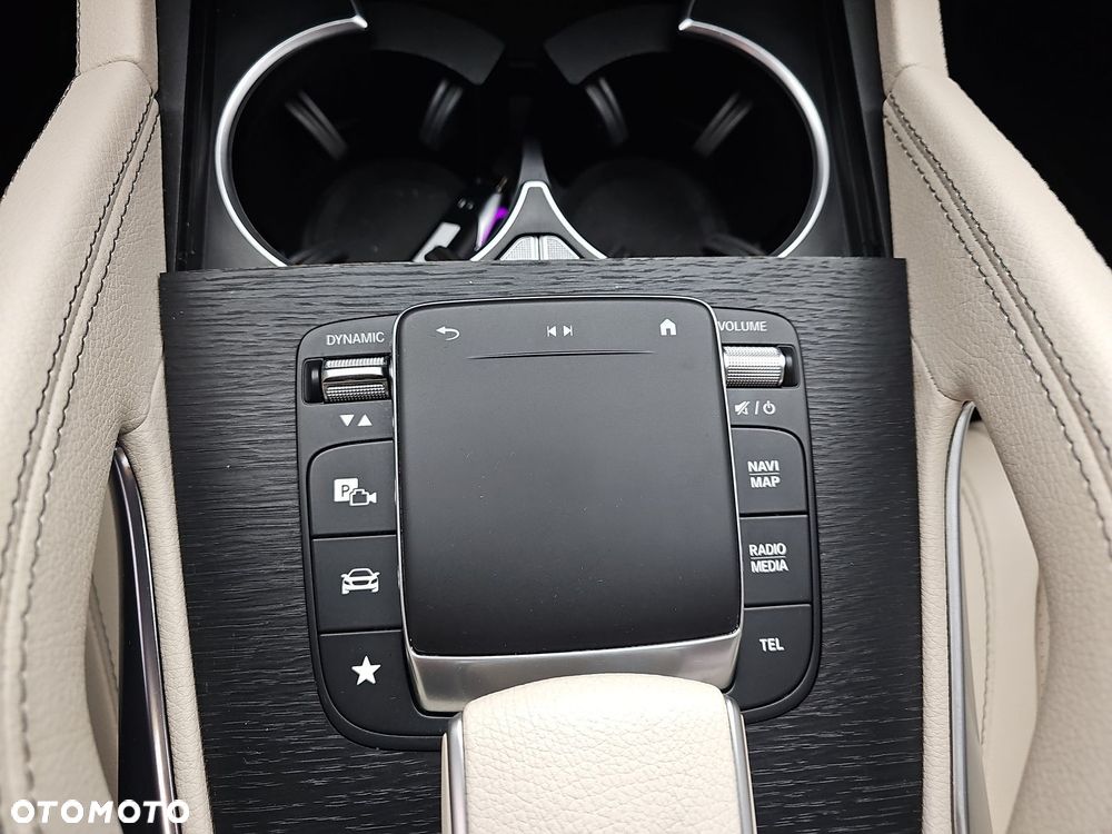 Mercedes-Benz GLE - 18
