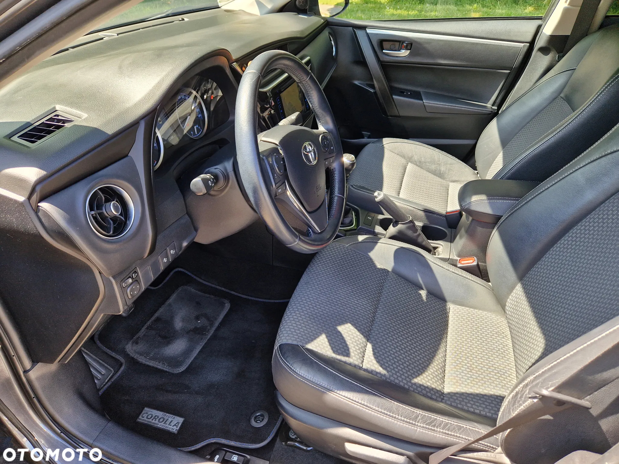 Toyota Corolla 1.6 Prestige - 16