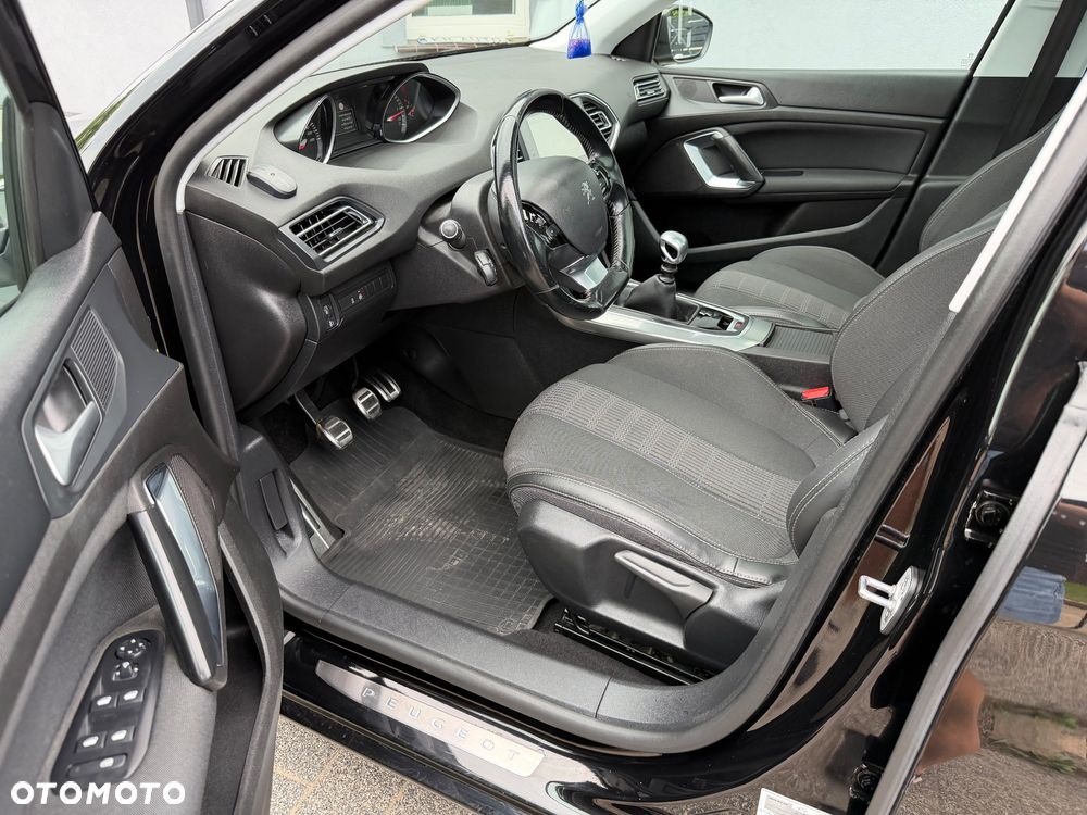 Peugeot 308 BlueHDi 120 Stop & Start Allure - 6