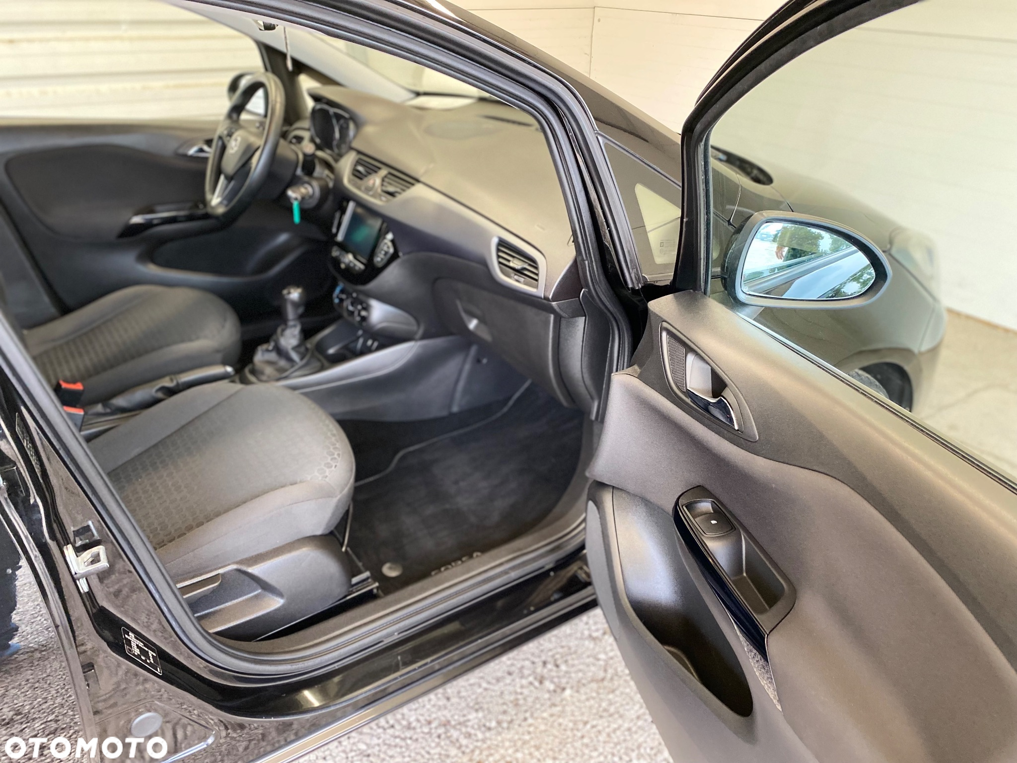Opel Corsa 1.2 Cosmo - 14