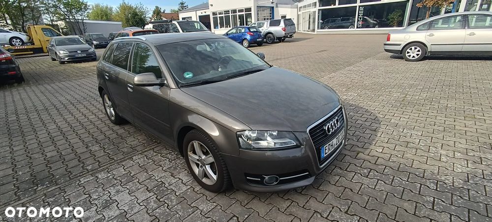 Audi A3 Sportback 1.4 TFSI S tronic Attraction - 1