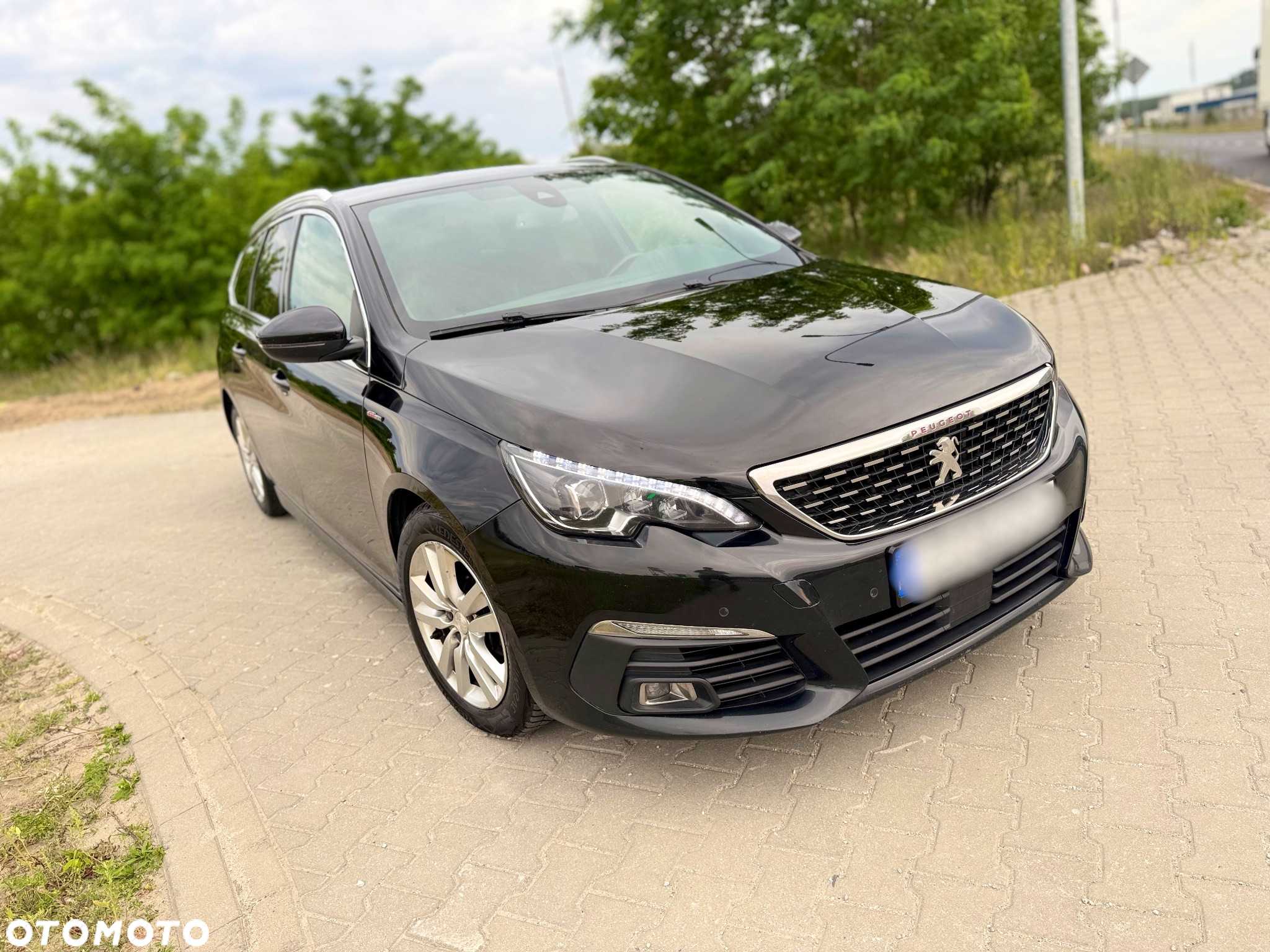 Peugeot 308 SW BlueHDi 130 EAT8 Stop & Start GT - 8