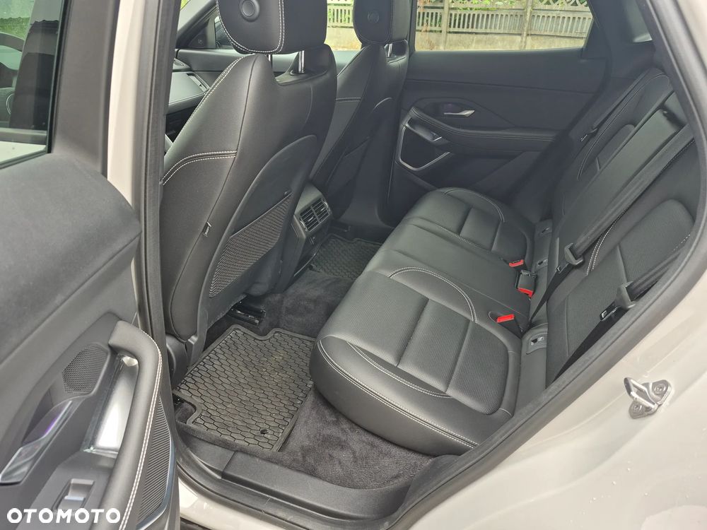 Jaguar E-Pace 2.0 P200 mHEV AWD R-Dynamic SE - 7